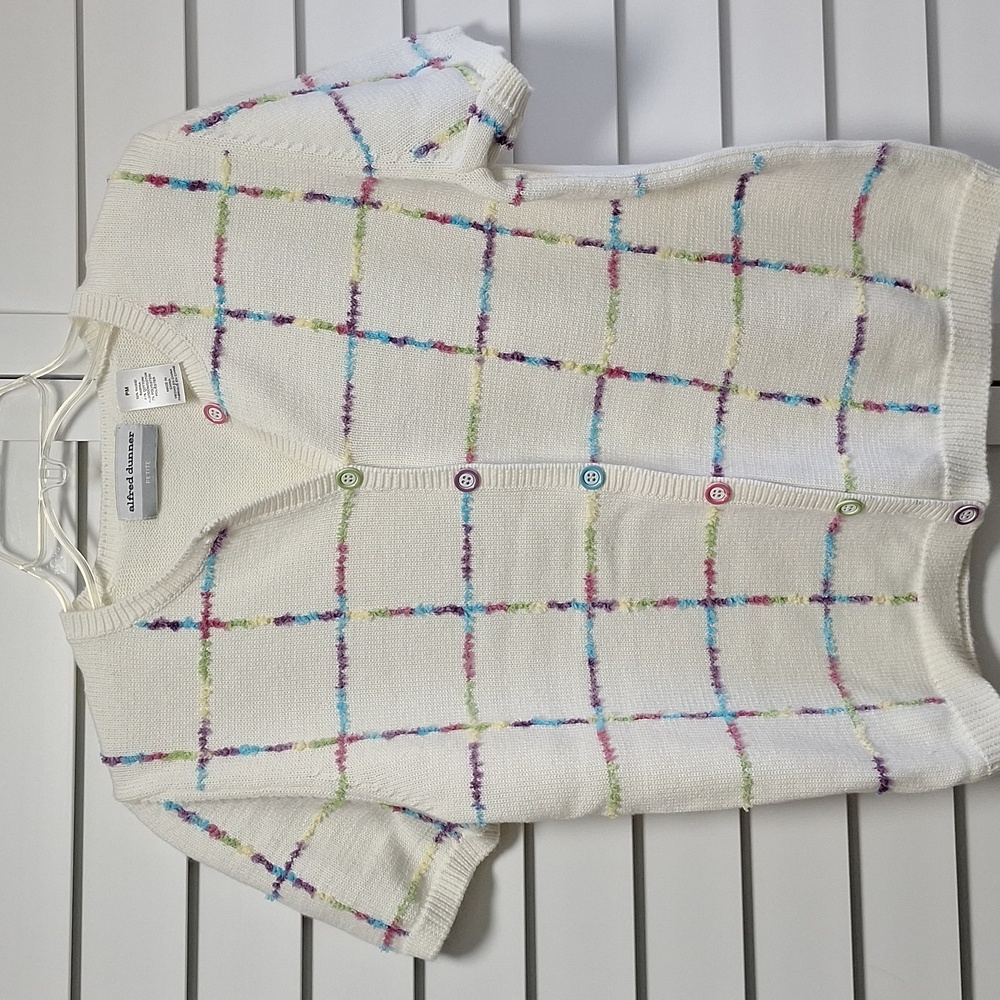 Button Up Sweater. Like new, super cute and cozy, grandmacore adorable!